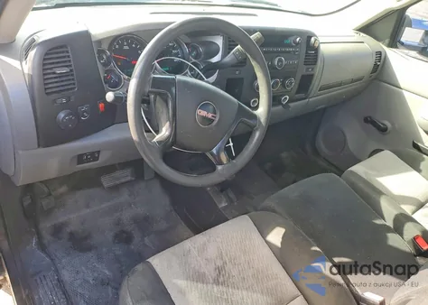 2009 GMC Sierra K2500 Heavy Duty z USA, uszkodzony, nr VIN 1GTHK44K39E128264